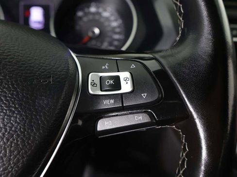 Used 2020 Volkswagen Tiguan SE R-Line FWD image 46