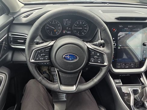 Used 2025 Subaru Outback Limited AWD/4WD image 21