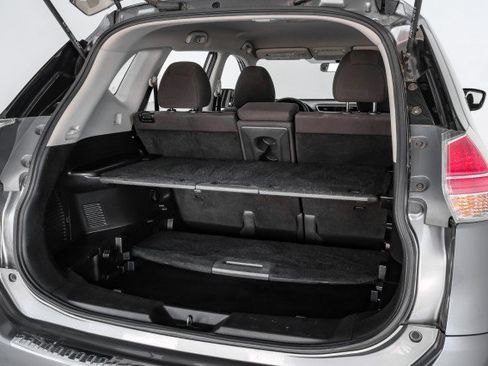 Used 2016 Nissan Rogue S AWD/4WD image 49