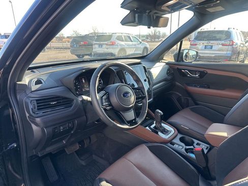 Used 2025 Subaru Forester Touring w/ Popular Package - Touring image 23