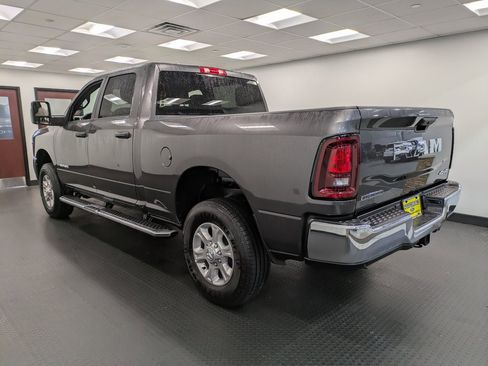 Used 2025 RAM 2500 Big Horn image 6