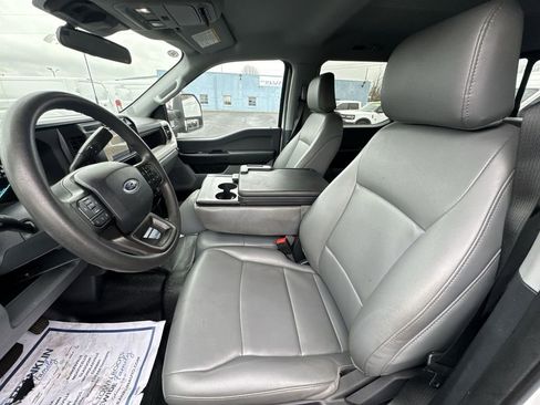 Used 2025 Ford F550 4x4 Crew Cab Super Duty image 11