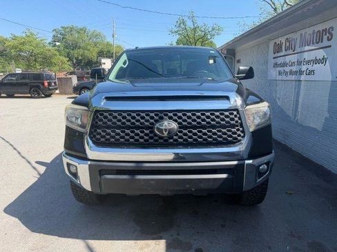Used 2019 Toyota Tundra SR5 RWD image 3
