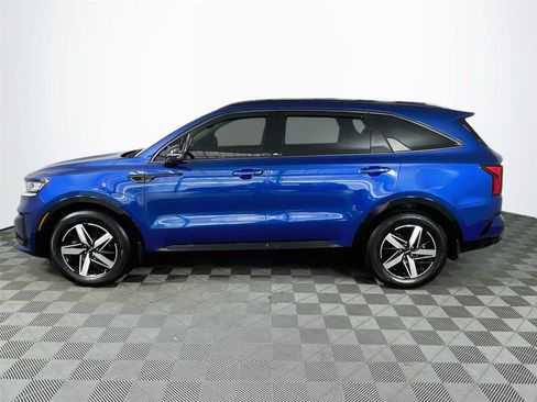 Used 2023 Kia Sorento S w/ Panoramic Sunroof Package FWD image 4