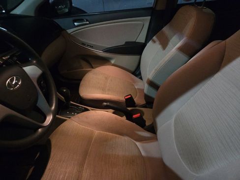 Used 2016 Hyundai Accent SE image 13