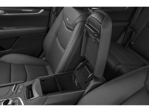 Certified 2023 Cadillac XT5 Sportv w/ LPO, Floor Liner Package AWD/4WD image 16