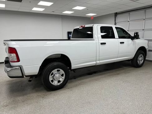 Used 2024 RAM 2500 Tradesman w/ Chrome Appearance Group AWD/4WD image 10