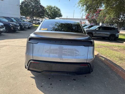 Used 2026 Tesla Model Y Long Range AWD/4WD image 6