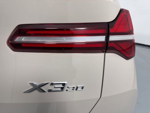 New 2026 BMW X3 xDrive30 w/ Premium Package image 7