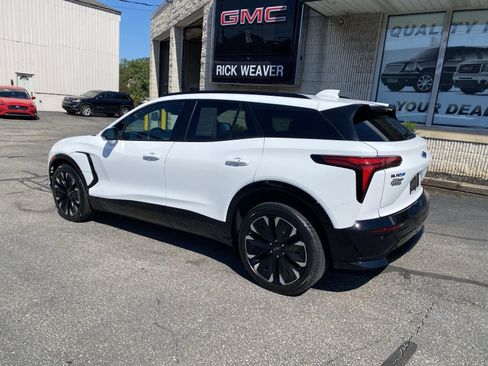 Used 2024 Chevrolet Blazer EV RS AWD/4WD image 3