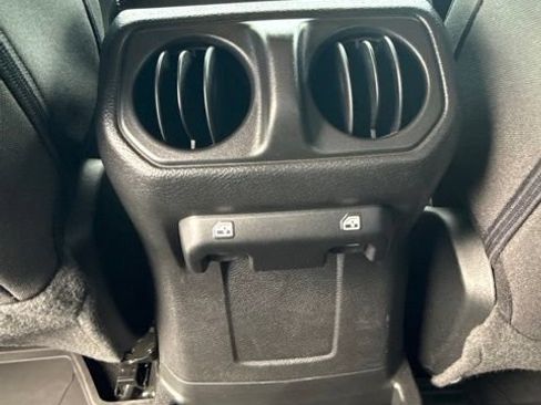 Used 2023 Jeep Wrangler Unlimited w/ Cold Weather Group AWD/4WD image 25