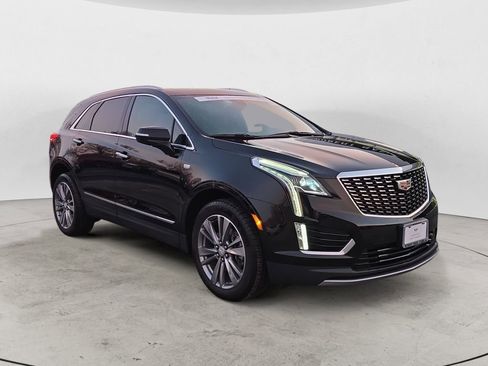Certified 2025 Cadillac XT5 Premium Luxury image 7