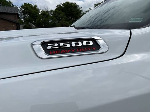 Used 2019 RAM 2500 Laramie AWD/4WD image 39