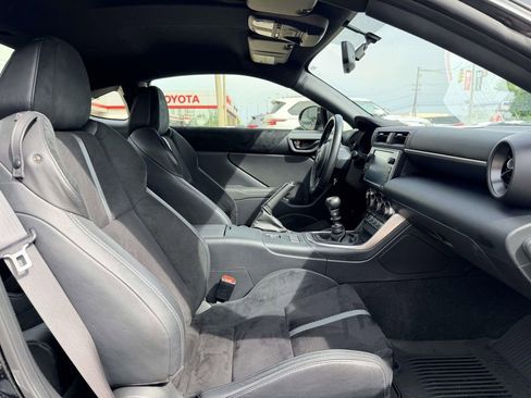 Used 2023 Toyota GR86 Premium w/ ALL Weather Mat Package (TMS) image 14