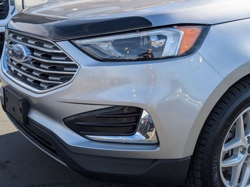Used 2022 Ford Edge SEL image 11