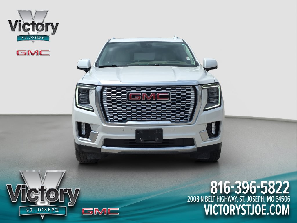 Used 2023 GMC Yukon XL Denali w/ Advanced Technology Package AWD/4WD image 1
