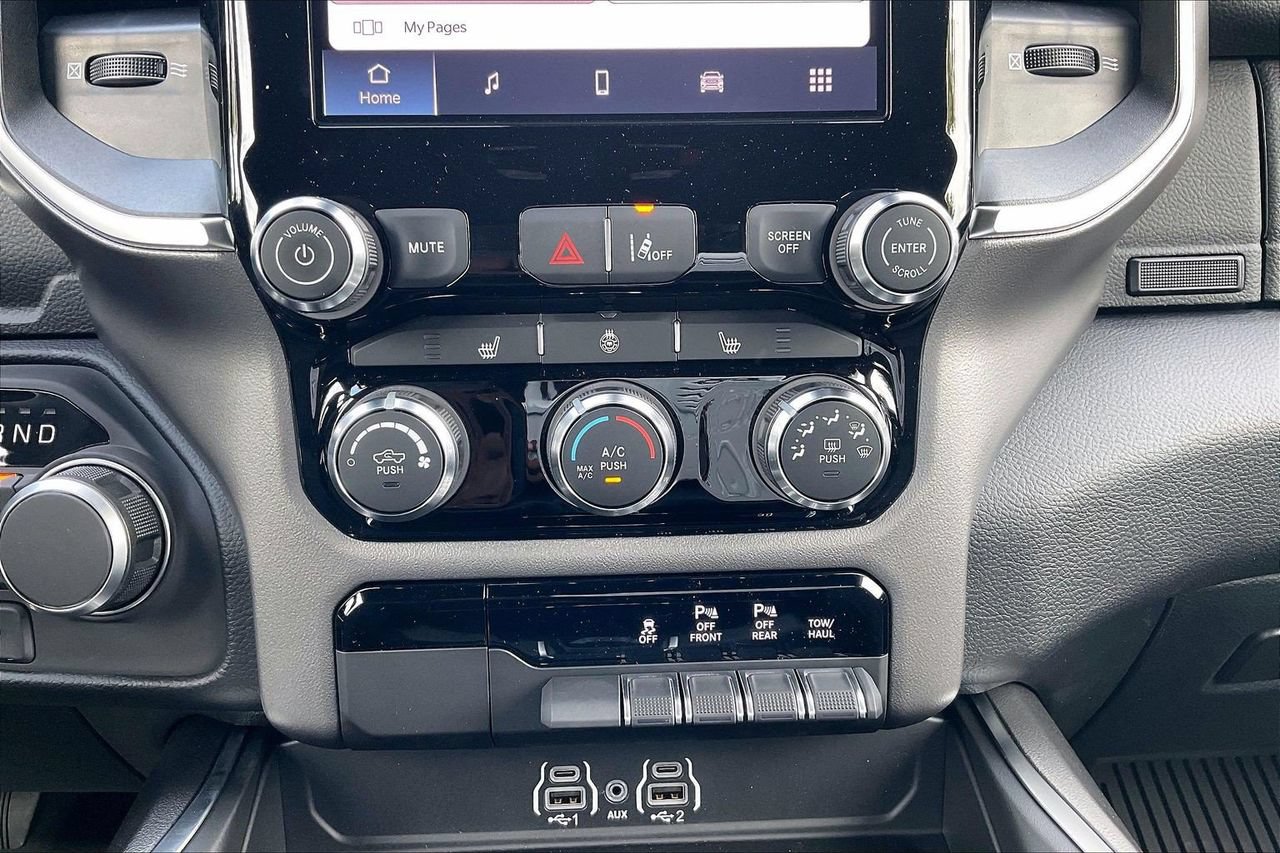 New 2026 RAM 1500 Big Horn AWD/4WD image 14