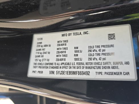 Used 2021 Tesla Model 3 Long Range AWD/4WD image 28