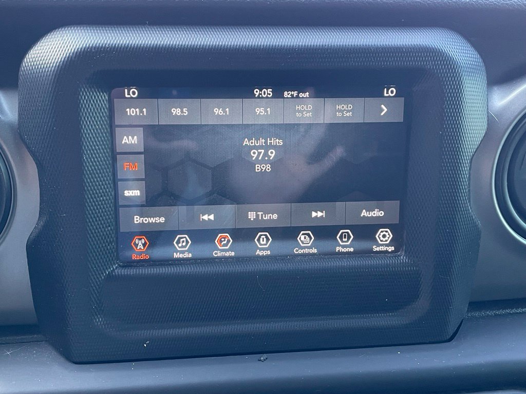 Used 2021 Jeep Wrangler Unlimited Sport AWD/4WD image 16