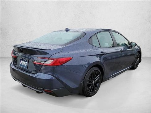 Used 2026 Toyota Camry SE w/ Convenience Package FWD image 4