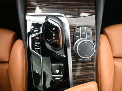Used 2023 BMW 540i xDrive w/ Premium Package AWD/4WD image 18