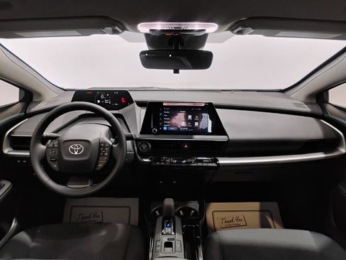 Used 2026 Toyota Prius LE image 66