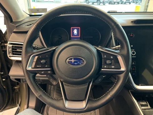 Used 2020 Subaru Outback Limited w/ Popular Package #2 AWD/4WD image 4