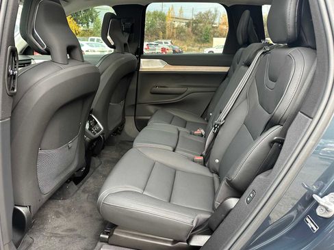 Used 2025 Volvo EX90 Ultra image 15