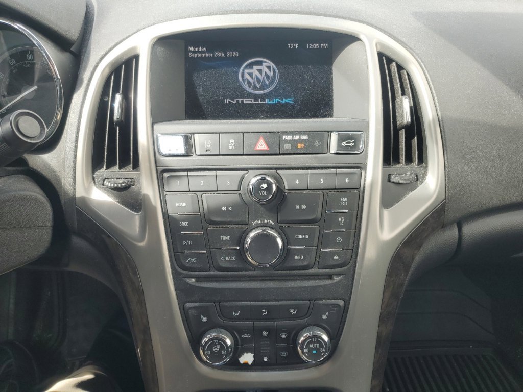 Used 2015 Buick Verano Leather FWD image 17