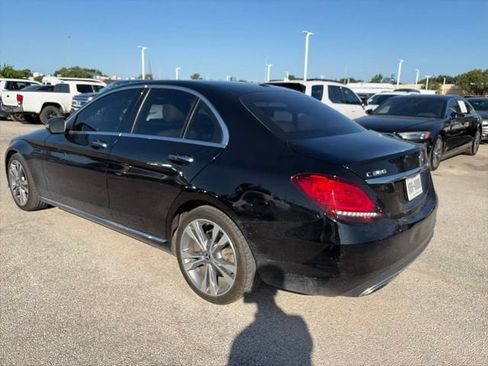 Used 2019 Mercedes-Benz C 300 Sedan w/ Premium Package image 4