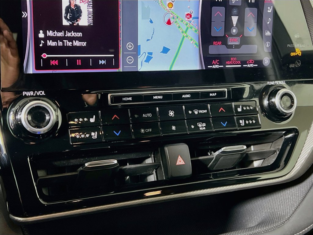 Certified 2021 Toyota Highlander Platinum AWD/4WD image 14