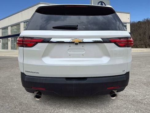 Used 2023 Chevrolet Traverse LT FWD image 5