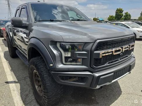 Used 2018 Ford F150 Raptor w/ Equipment Group 802A Luxury AWD/4WD image 5