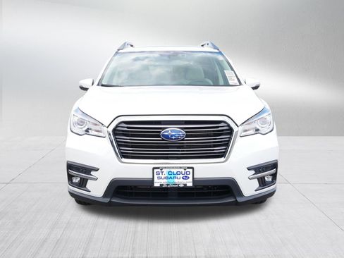 Used 2022 Subaru Ascent Limited w/ Technology Package AWD/4WD image 2