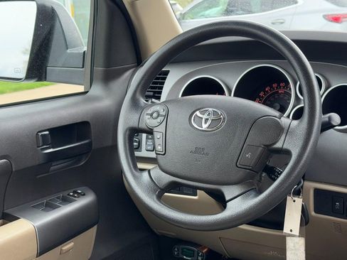 Used 2010 Toyota Tundra 4x4 Double Cab image 15