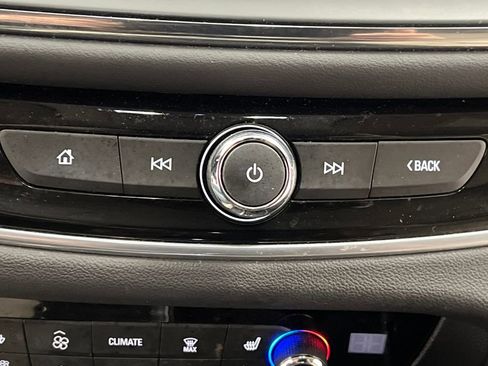 Used 2018 Buick Enclave Premium image 56