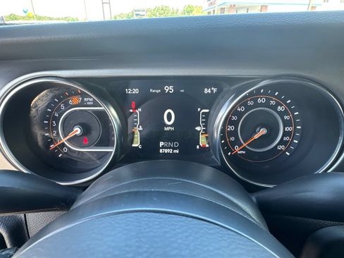 Used 2021 Jeep Wrangler Sport AWD/4WD image 21