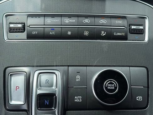 Used 2022 Hyundai Santa Fe XRT FWD image 8