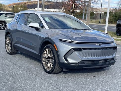 New 2026 Chevrolet Equinox EV LT w/ LPO, Tech Bronze Package image 1