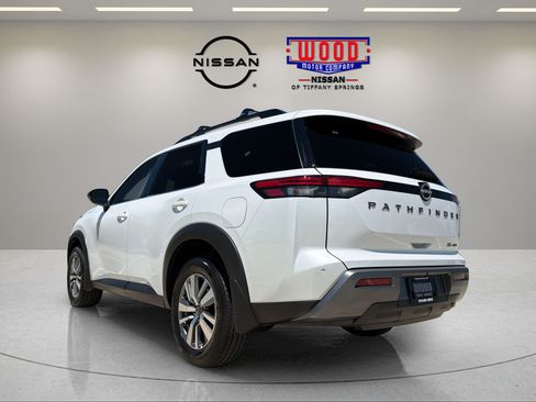 New 2026 Nissan Pathfinder SL AWD/4WD image 4