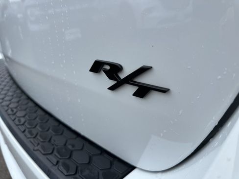 Used 2022 Dodge Durango R/T w/ Blacktop Package image 11