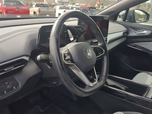 Used 2023 Volkswagen ID.4 Pro image 13