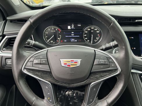 Used 2023 Cadillac XT5 Premium Luxury image 16