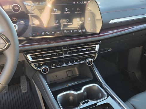 New 2026 Chevrolet Traverse RS w/ LPO, Floor Liner Package image 6