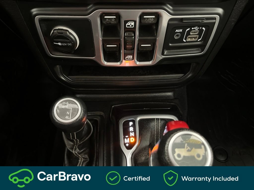 Used 2018 Jeep Wrangler Unlimited Sahara AWD/4WD image 29