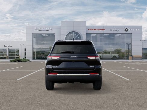 New 2025 Jeep Grand Cherokee Laredo X w/ Luxury Tech Group I image 7