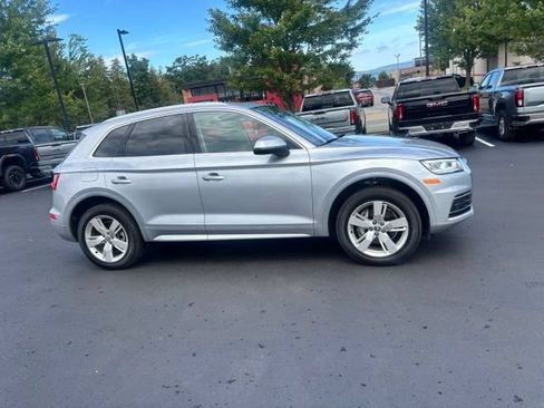 Used 2018 Audi Q5 2.0T Premium Plus w/ Premium Plus Package AWD/4WD image 5