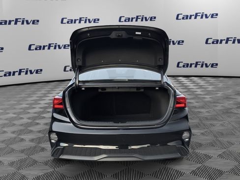 Used 2024 Kia Forte LXS image 12