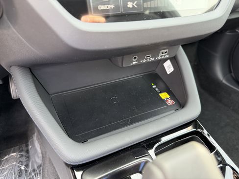 New 2026 Subaru Forester Touring AWD/4WD image 22