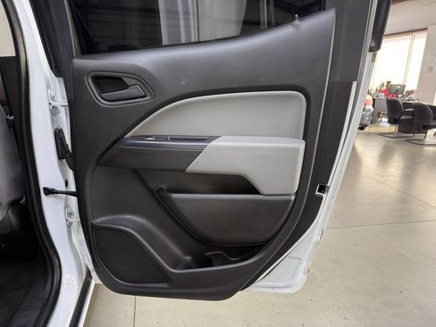 Used 2015 GMC Canyon 2WD Crew Cab image 14